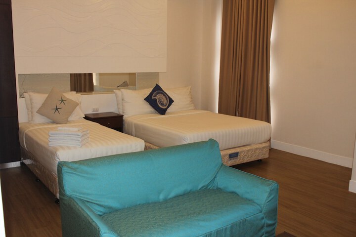 Room 20 of 42