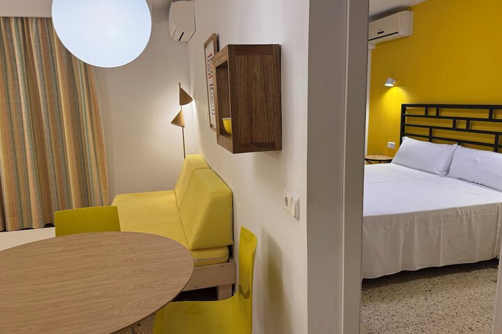 Room 7 of 22