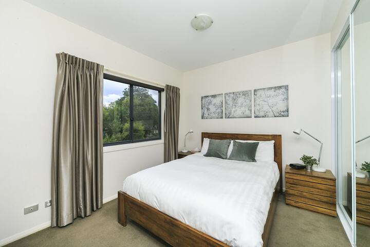 Room 2 of 29