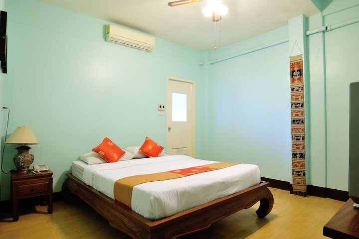 Room 10 of 55