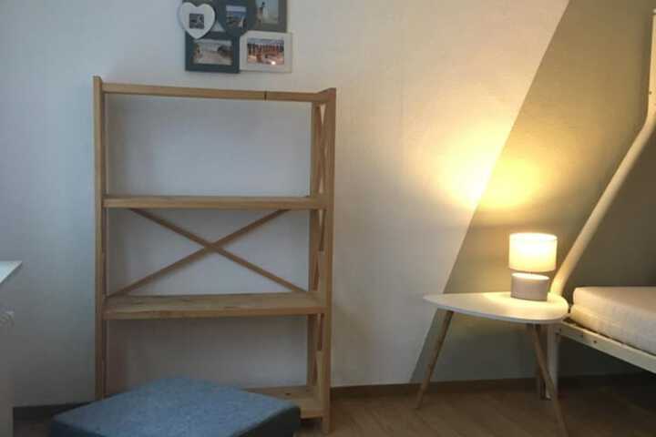 Room 13 of 44