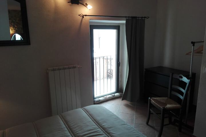 Room 16 of 114