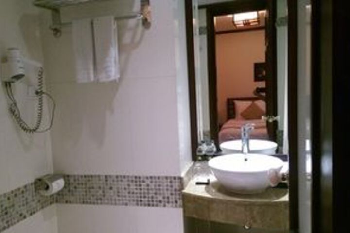 Bath Interior