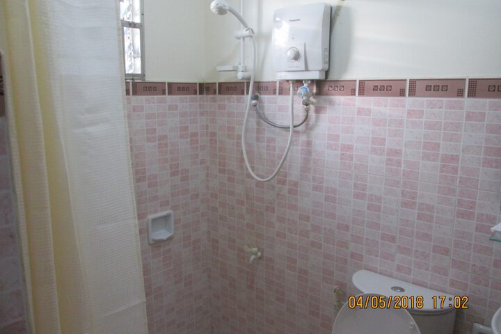 Room 46 of 116