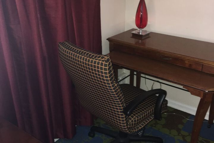 Room 7 of 81