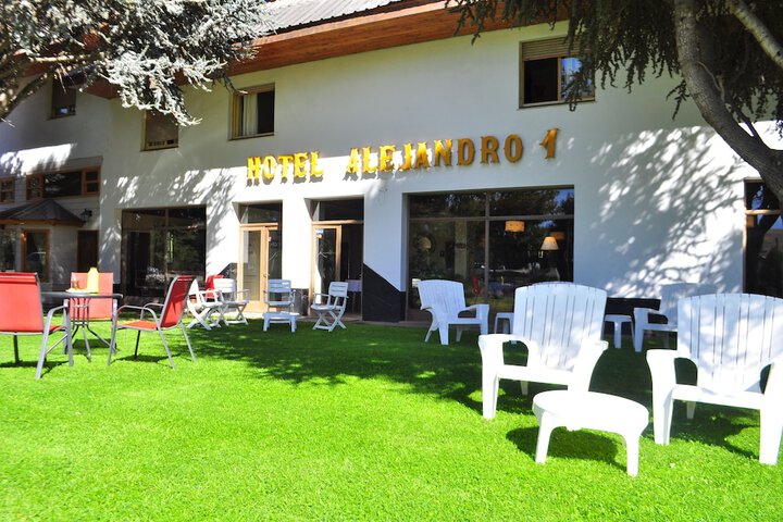 Hotel Exterior 97 of 104