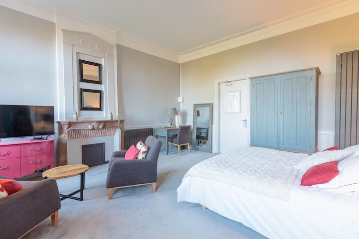 Room 5 of 55
