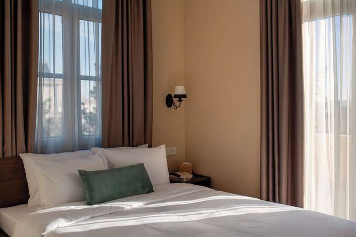 Room 37 of 115