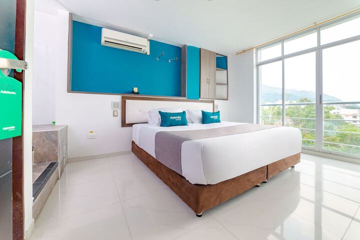 Ayenda Royal Fenix