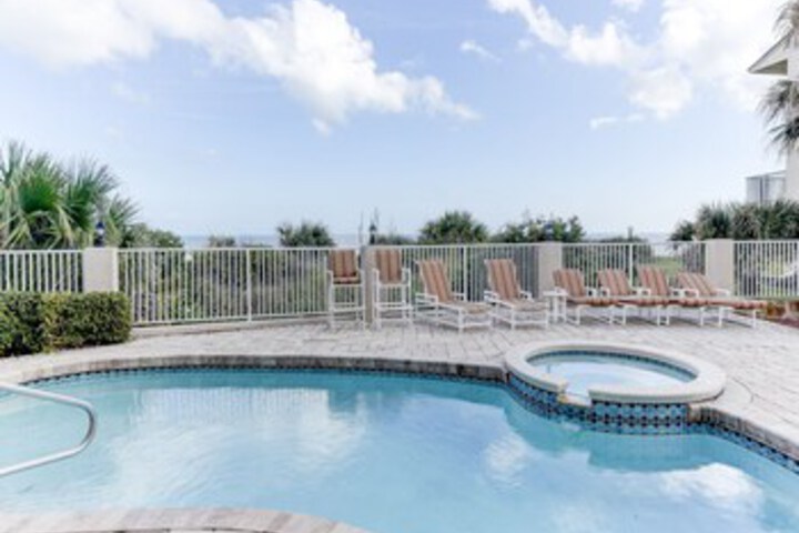 Pool 38 of 67