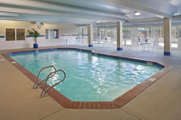 Pool 6 of 6