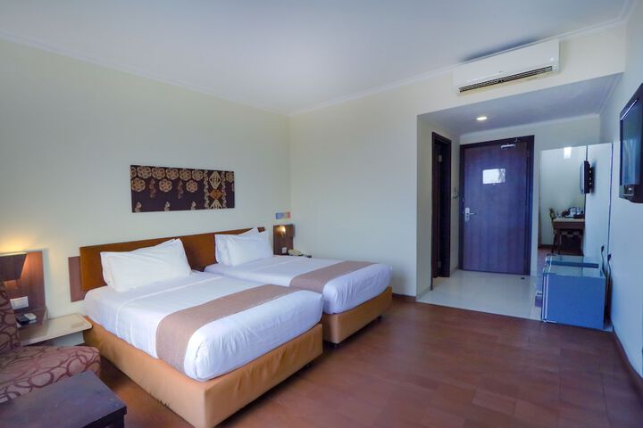 Room 12 of 47