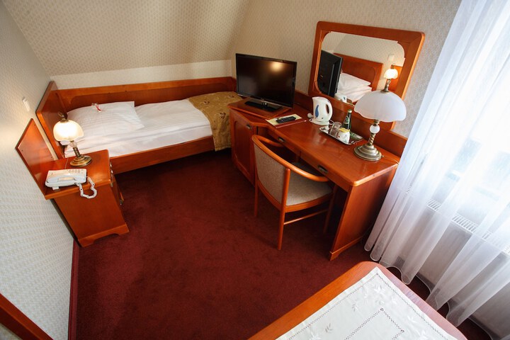 Room 15 of 39