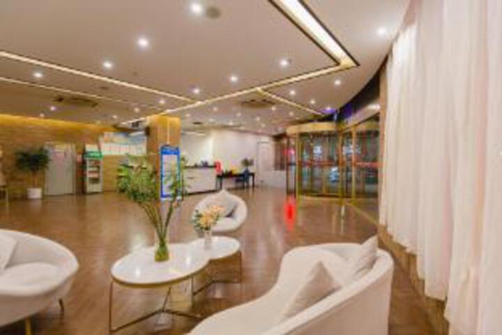 Jining Yixuan Hotel (Jizhou Shangcheng Branch Huoju South Road)