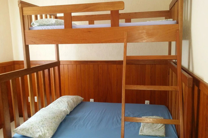 Room 2 of 6