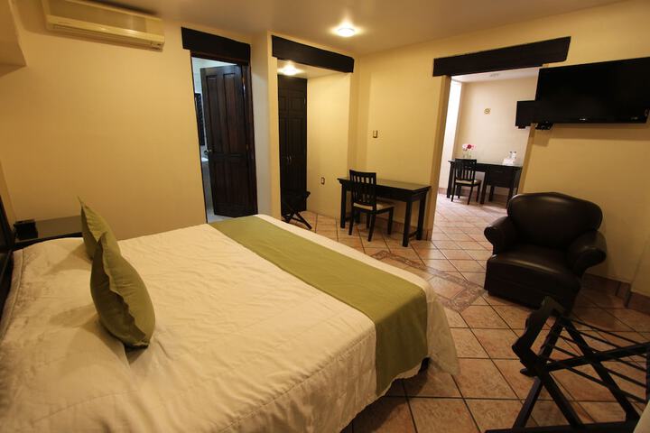 Room 15 of 41