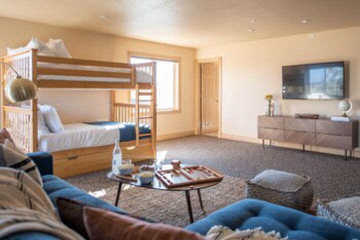 Room 38 of 44