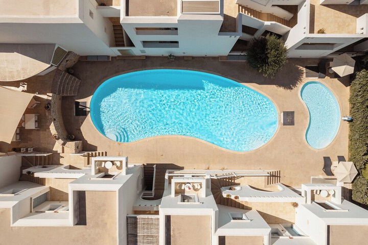 Pool 55 of 86