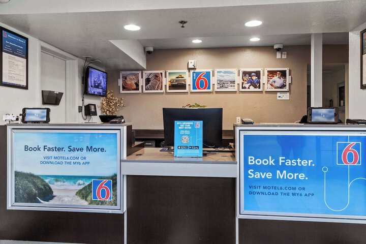 Hotel Interior 3 of 23