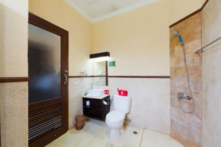 Room 5 of 25