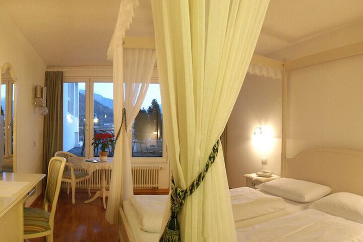 Room 13 of 55