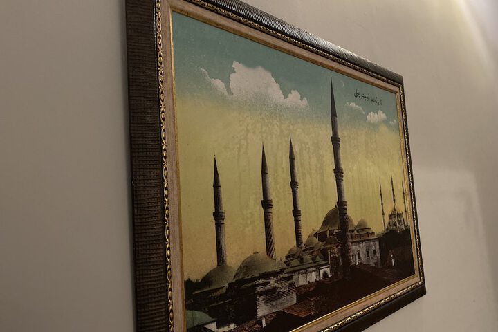 Room 8 of 71