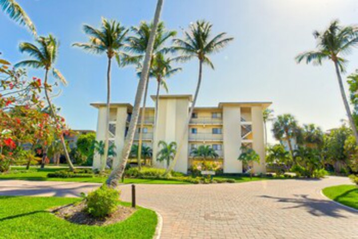 Hotel 8 of 33