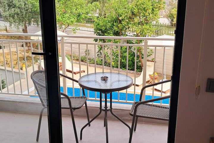 Terrace/Patio 74 of 80