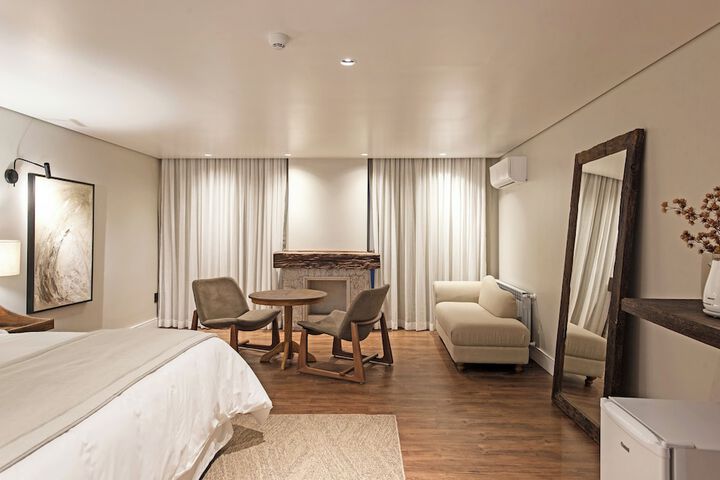 Room 32 of 56