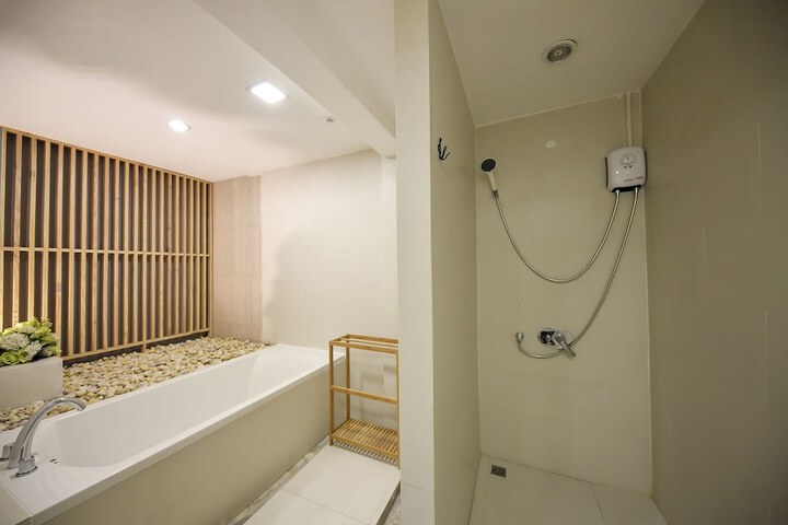 Room 86 of 108