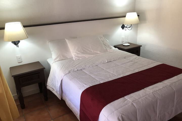 Room 11 of 43