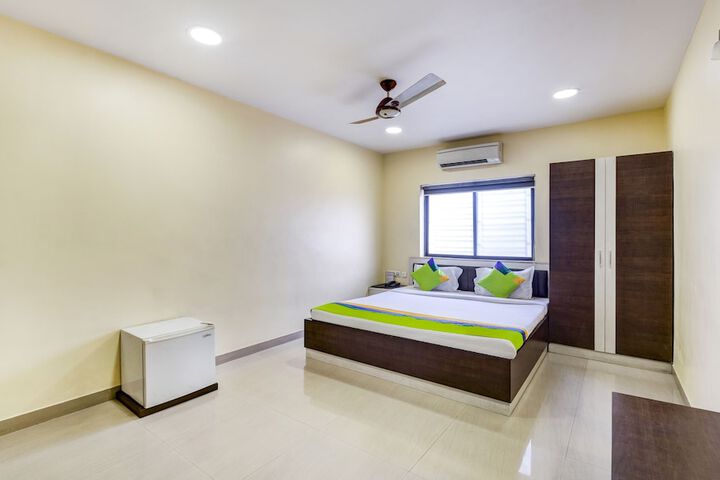 Room 26 of 50
