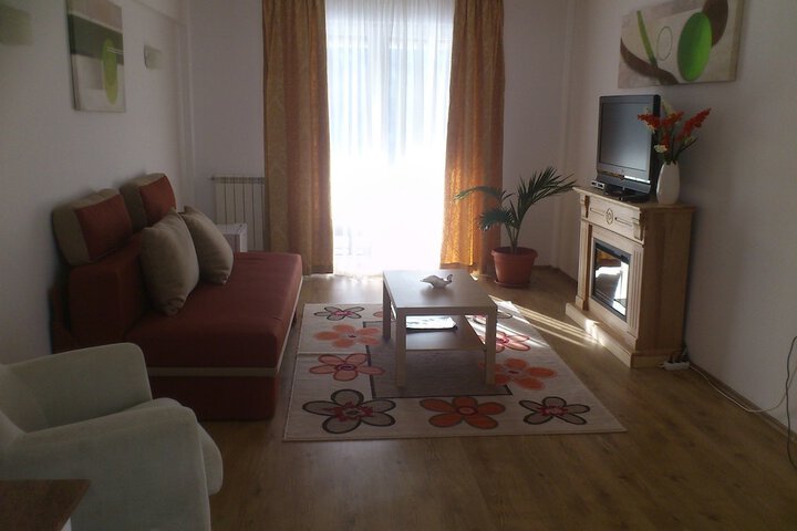 Room 17 of 40