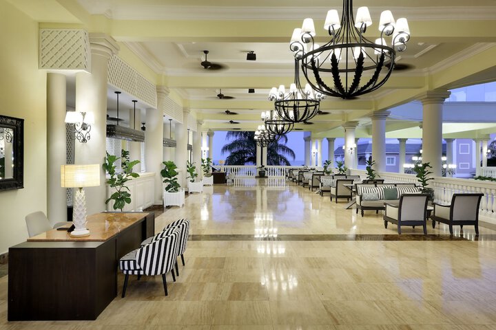 Hotel Interior 7 of 274