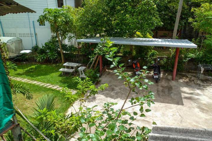 Property Grounds 12 of 16
