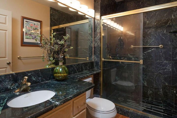 KAULANA AT KONA 3 BEDROOMS 2.5 BATHROOMS CONDO in Kahaluu-Keauhou, HI