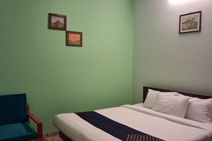 Room 53 of 63