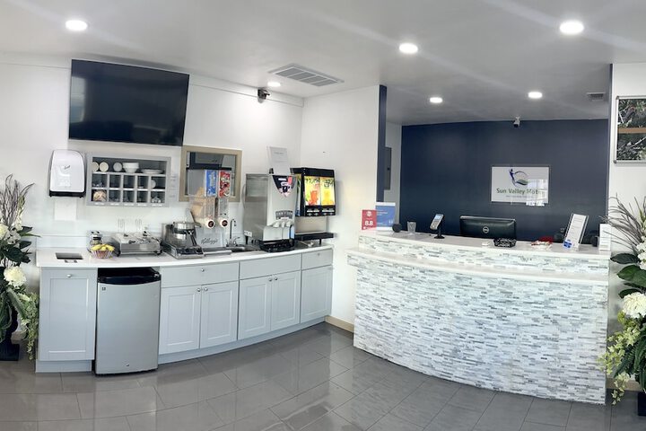 Breakfast/Coffee Service 30 of 38