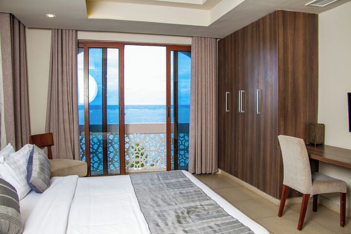 Room 31 of 76