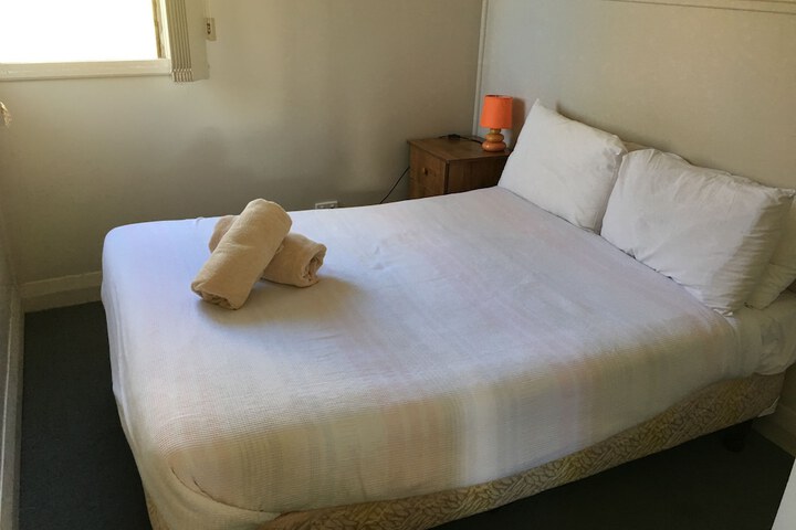 Room 10 of 61