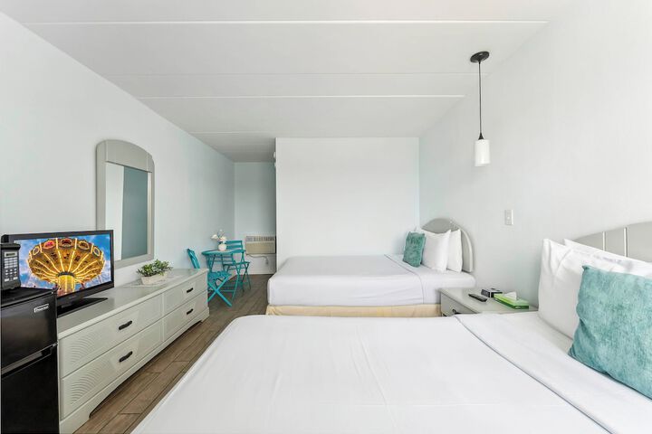 Room 30 of 75