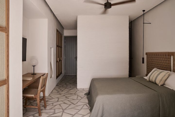 Room 11 of 64