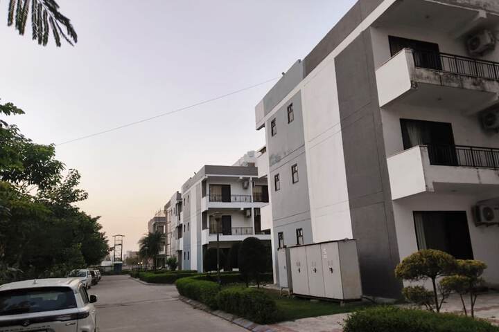 Hotel 3 of 6