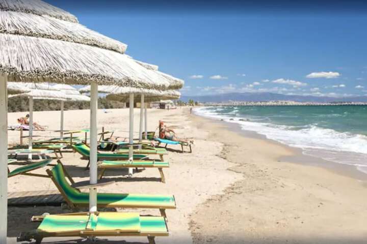 Beach 98 of 115