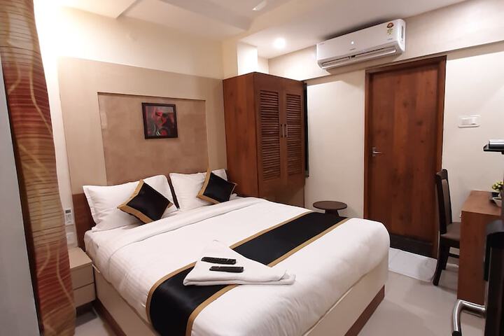 Room 18 of 72