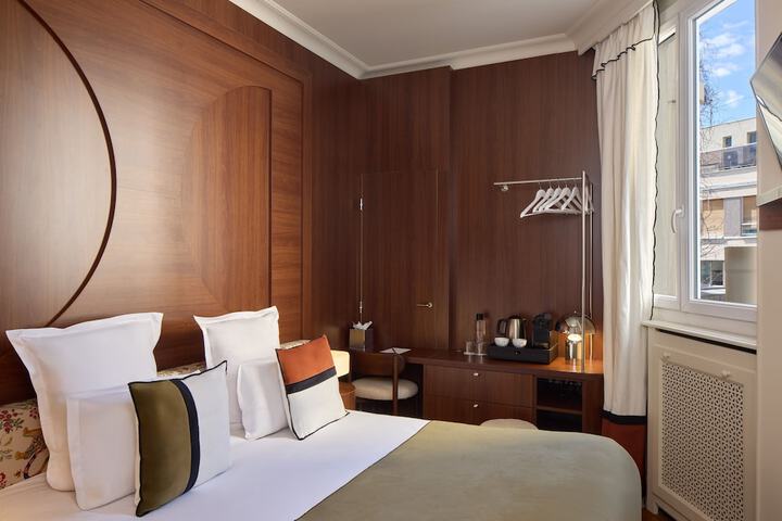 Room 31 of 52