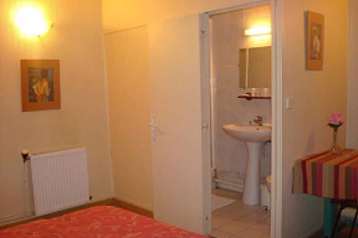 Room 13 of 15