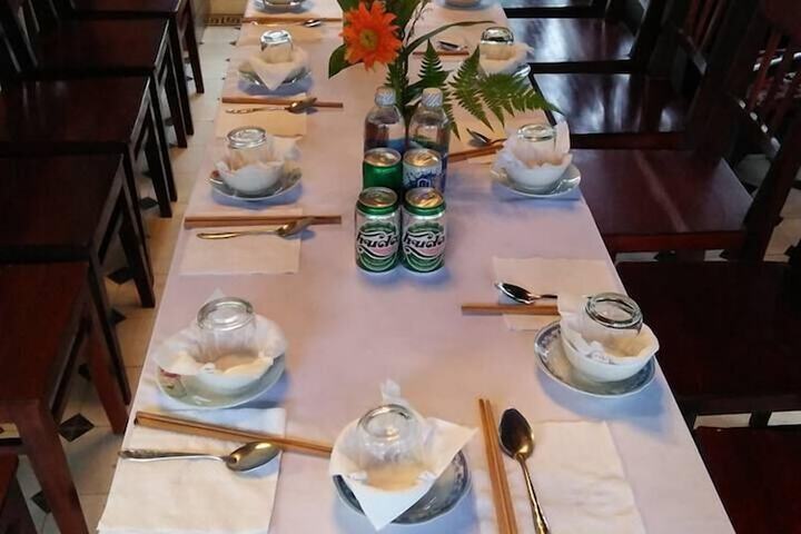 Dining 33 of 60
