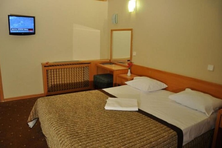 Room 4 of 21