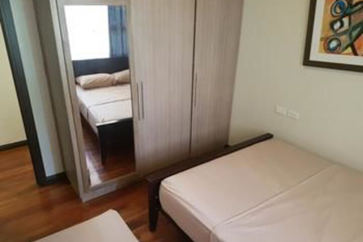 Room 55 of 127